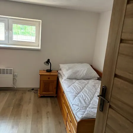 Apartmán Domček U Strýka 1 *