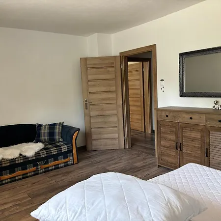 Domcek U Stryka 1 Appartamento *