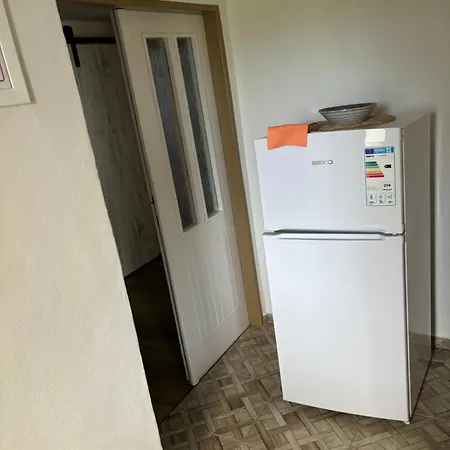 Domcek U Stryka 1