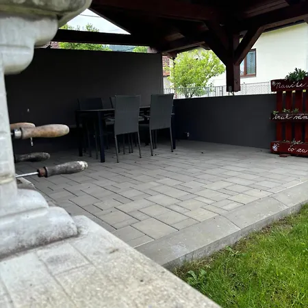 Domček U Strýka 1 Apartmán Lazisko